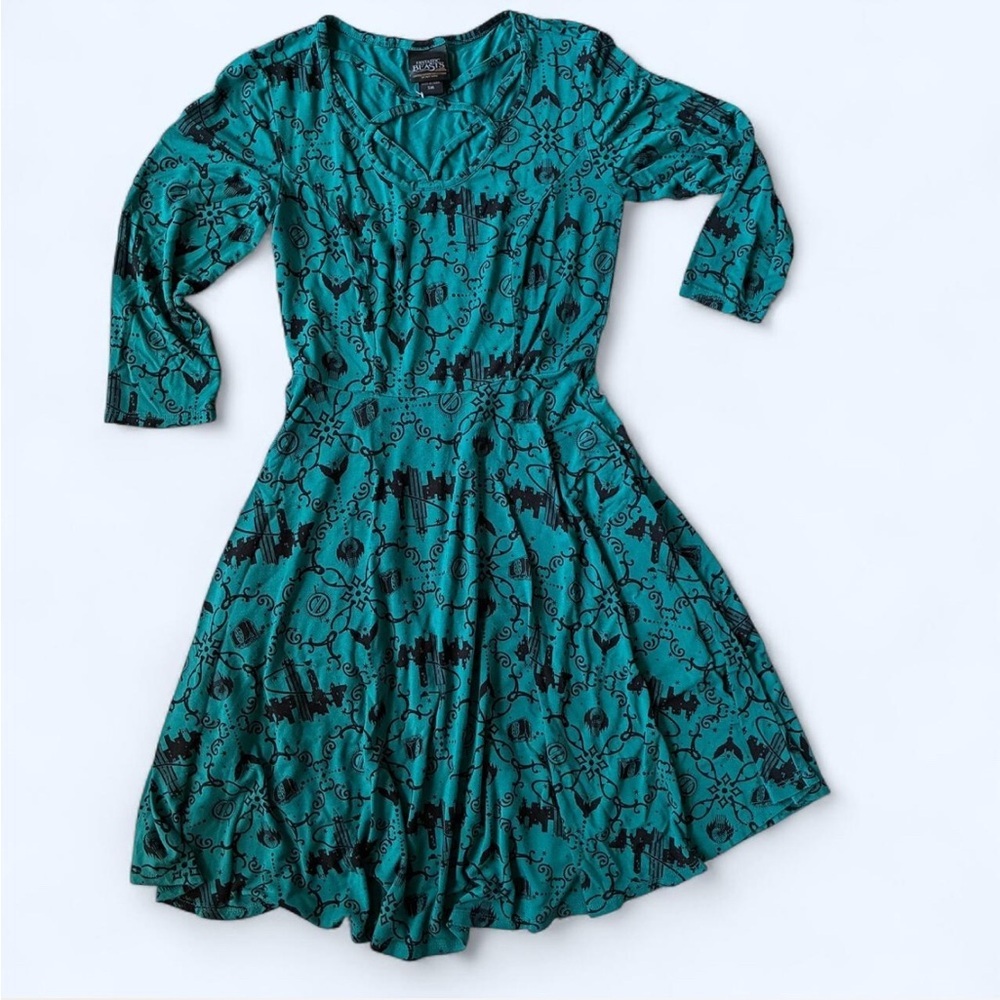 Hot topic Fantastic Beasts and where to find them spooky witchy Halloween dress